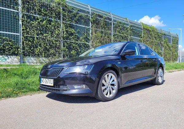 skoda superb Skoda Superb cena 79999 przebieg: 198000, rok produkcji 2015 z Warszawa